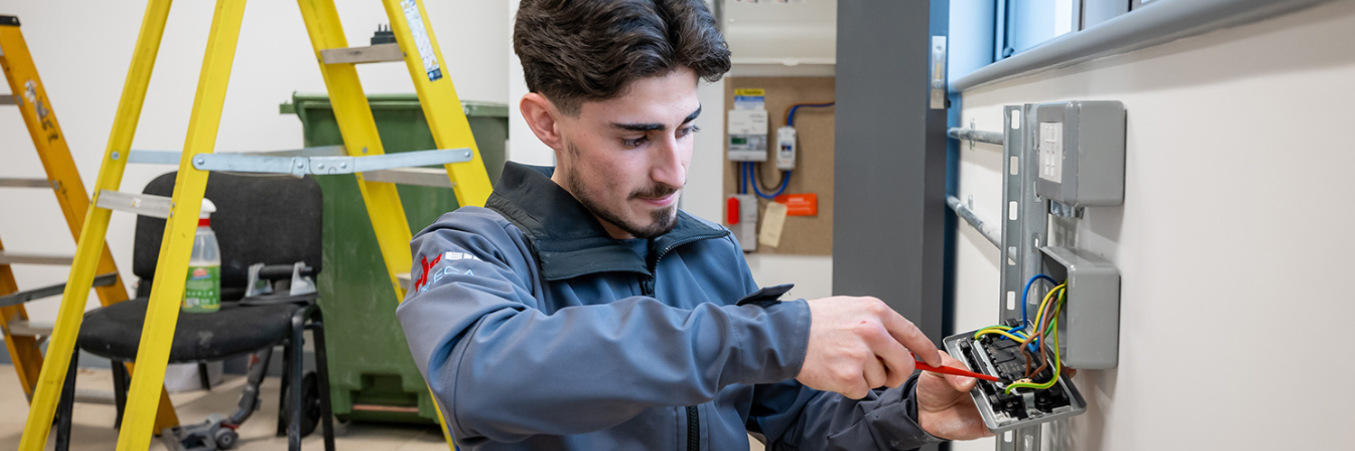 Page Banner- Apprenticeships